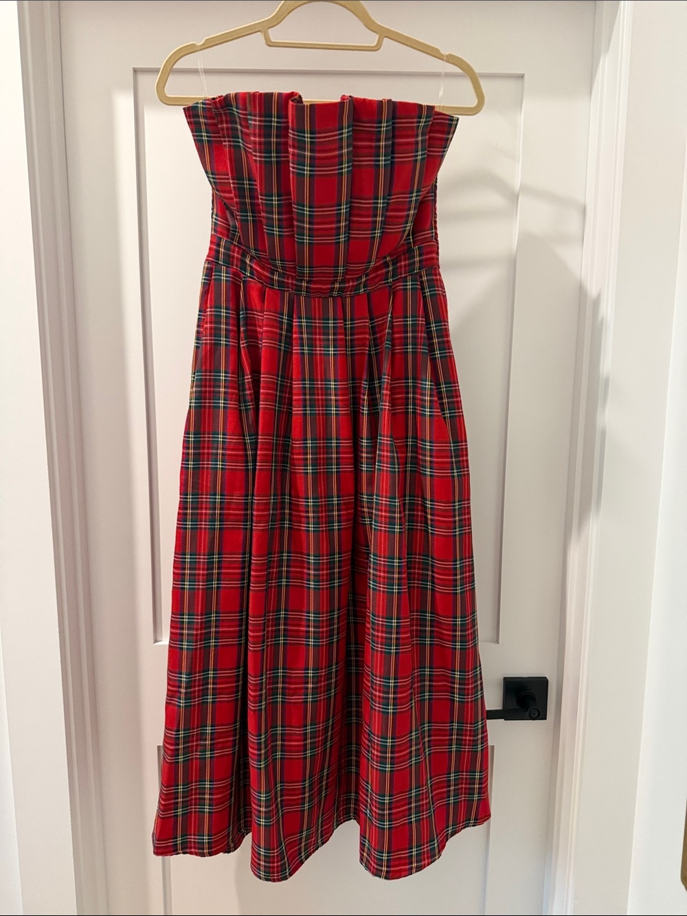Entro Red Plaid Strapless Holiday Dress (bw)